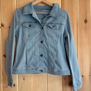 Wrangler Authentics Stretch Denim Jacket | Medium | EUC